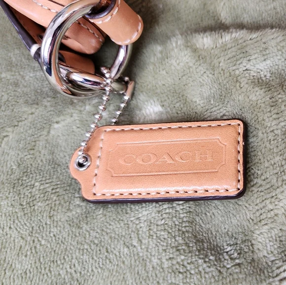 ⭐️EUC COACH Patchwork Hobo Shoulder Bag - Picture 9 of 11